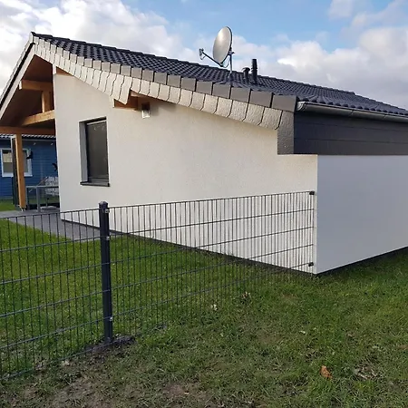 N3 Charmantes Eingezaeuntes Mit Garten Holiday home Butjadingen